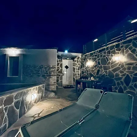 فيلة Tsonos Keramídhion